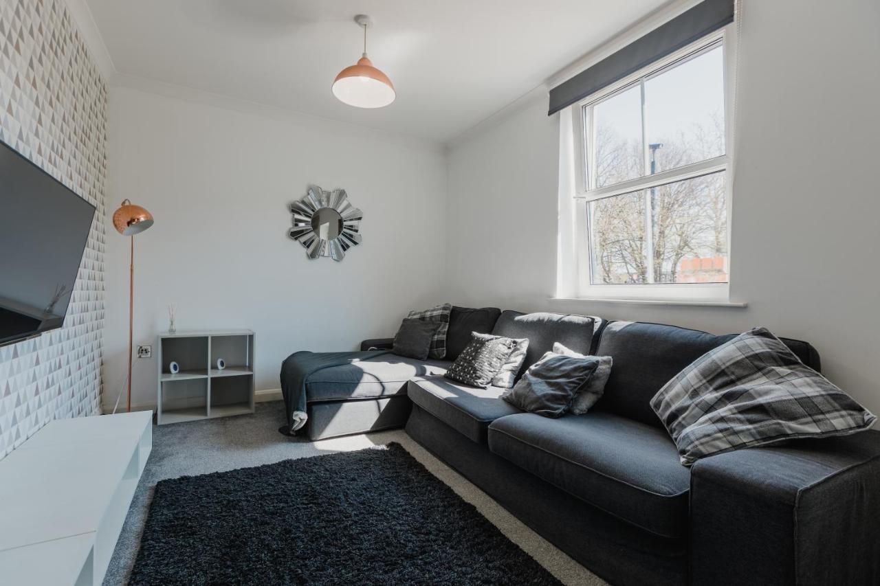 Hullidays - Theatre Side Apartment - Refurbished 2023 Kingston upon Hull Exterior foto